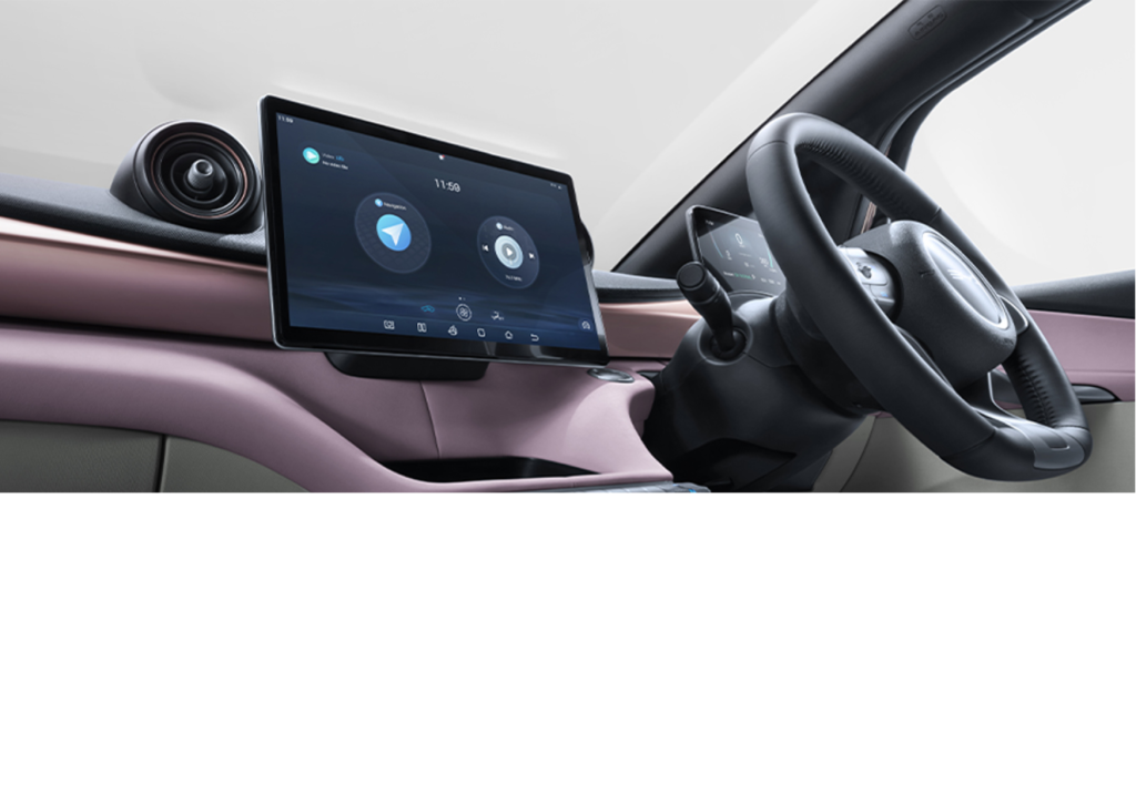 interior byd dolphin